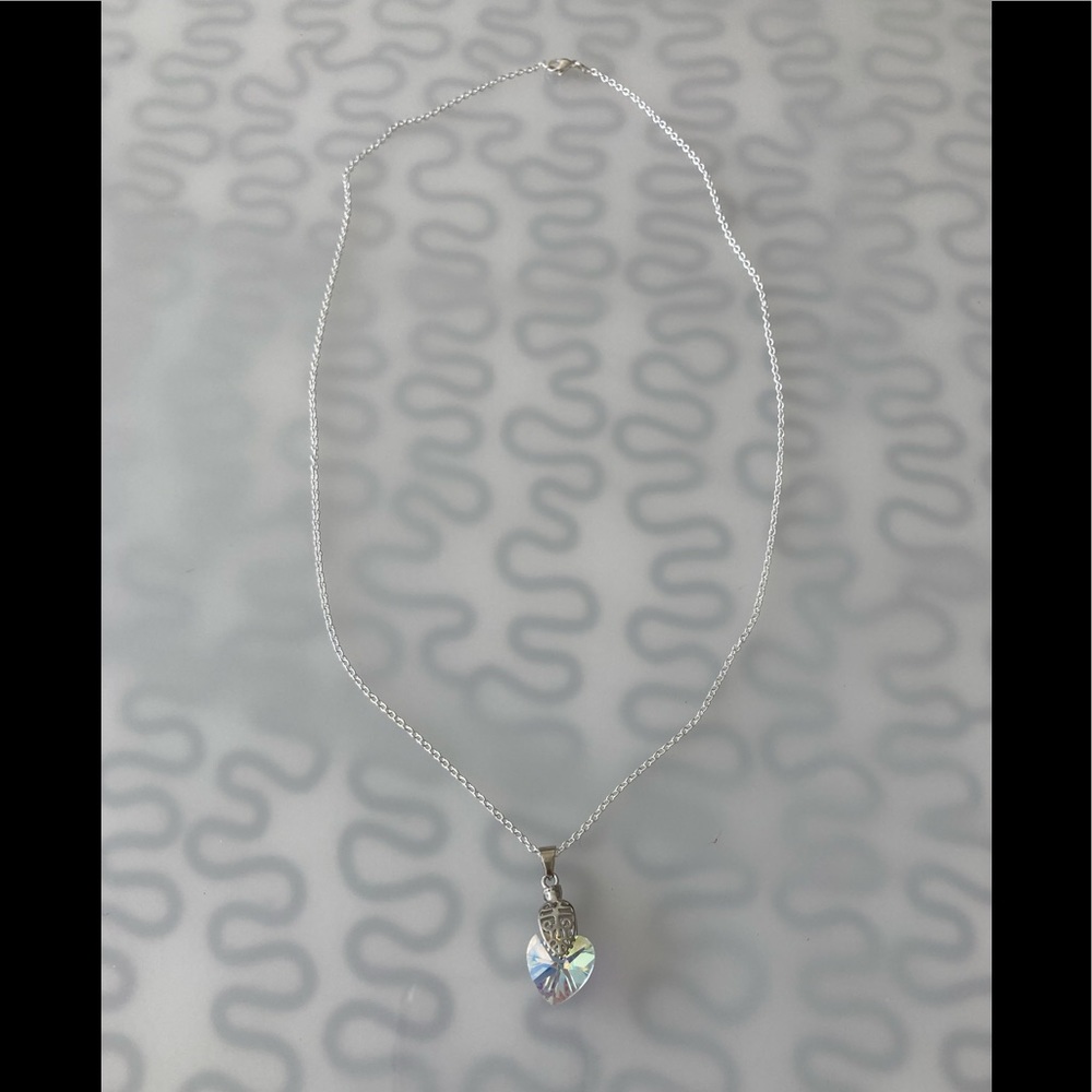 Hand made necklace with a cristal starfish pendant NWT